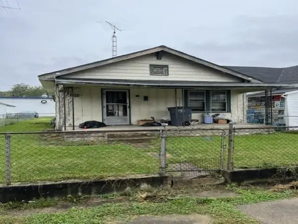 1629 Columbia Ave, Connersville, IN 47331