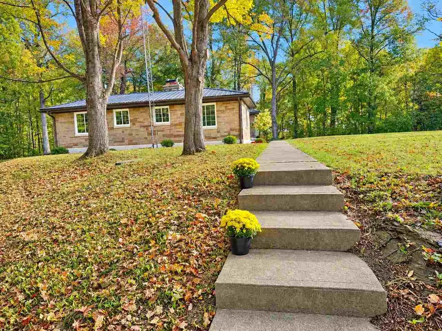 3794 Beech Grove Ln, Richmond, IN 47374 - #3