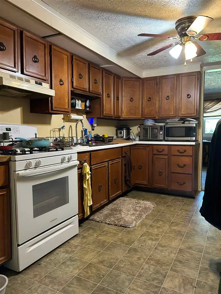 4703 Samuel Drive, Centerville, IN 47330 - #3
