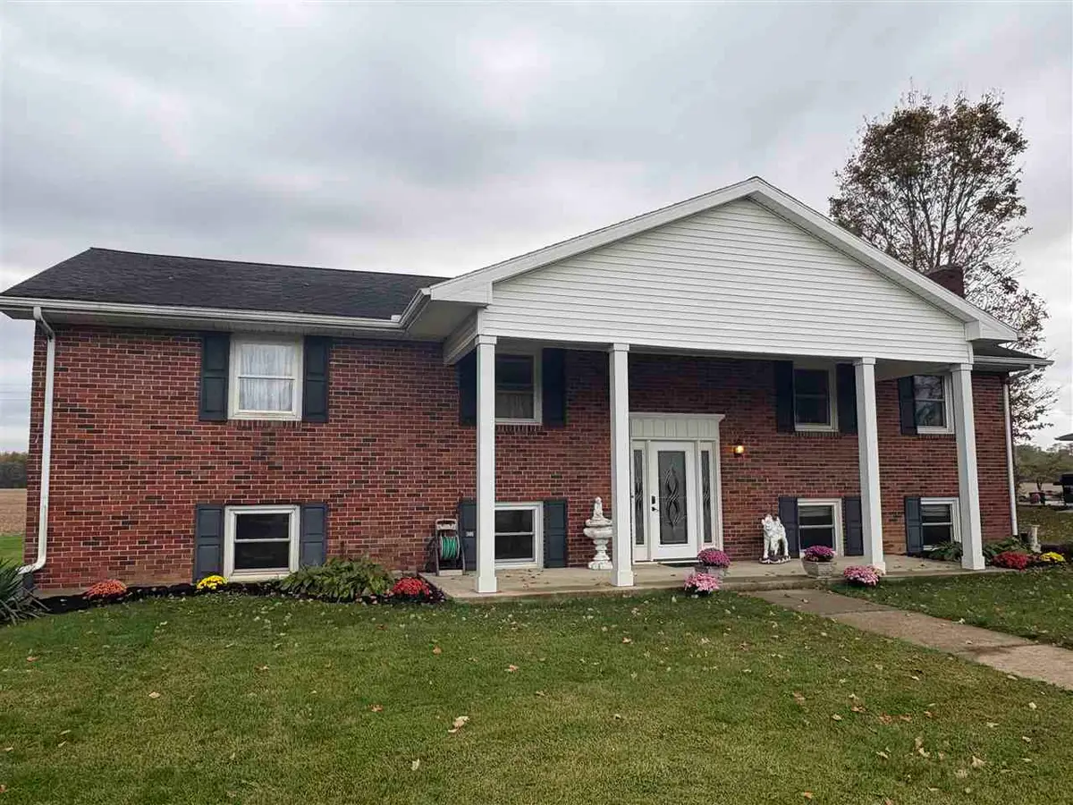 16151 W Hunnicut Road, Cambridge City, IN 47327 - #1