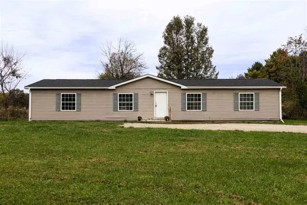 3744 SMELSER ROAD, Centerville, IN 47330