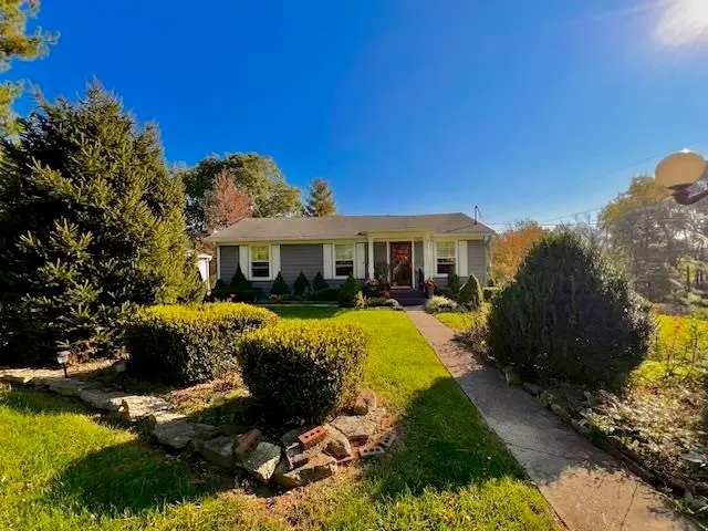 120 S Gabbard Rd, Connersville, IN 47331 - #1
