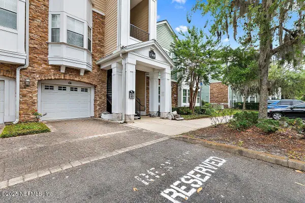 8550 Touchton Road #1318, Jacksonville, FL 32216