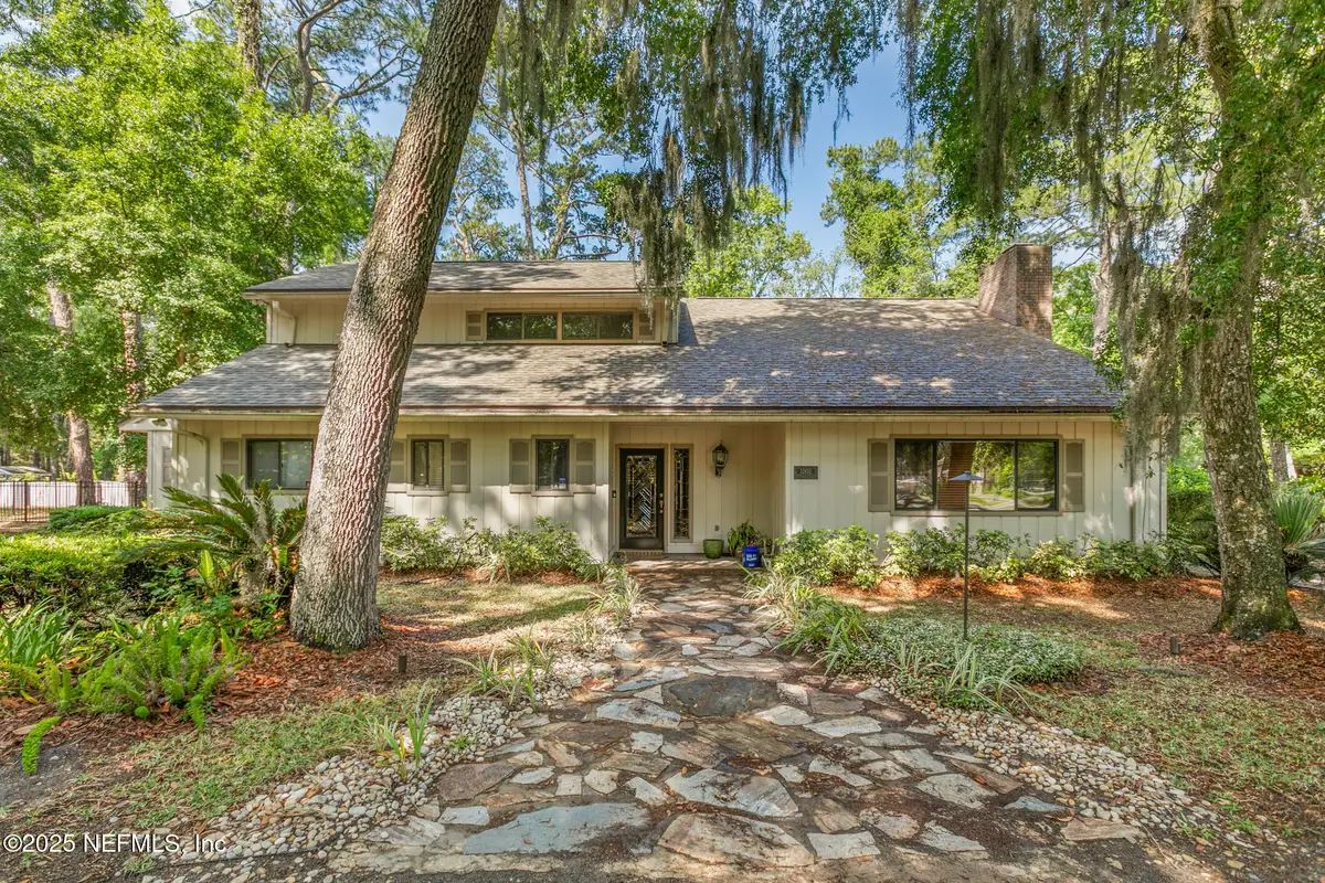 12852 Longview W Drive, Jacksonville, FL 32223 - Image #1