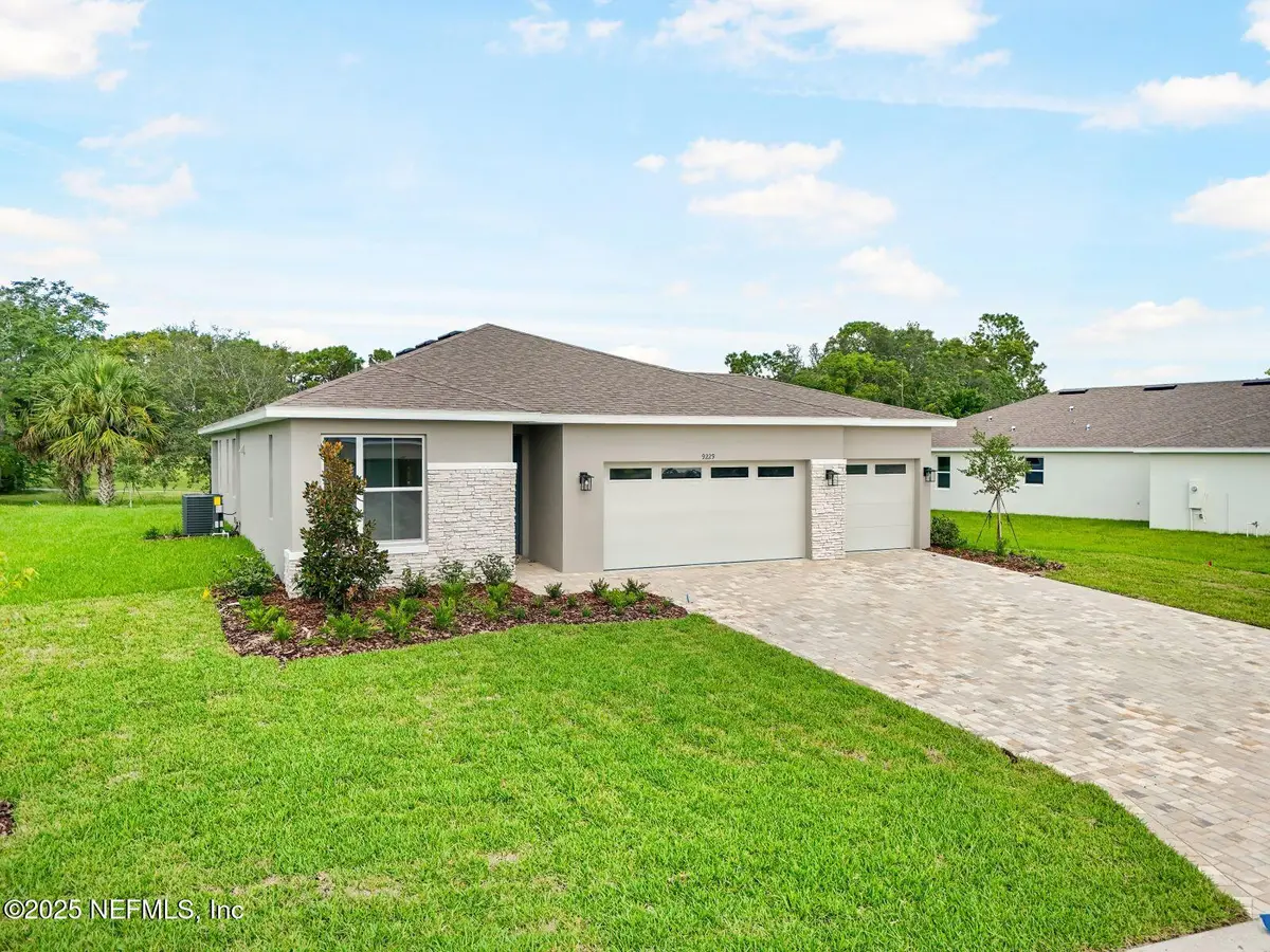 9229 Players Drive, Weeki Wachee, FL 34613 - #1