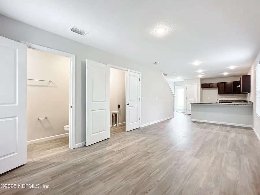 1242 Mull Street, Jacksonville, FL 32205 - #3