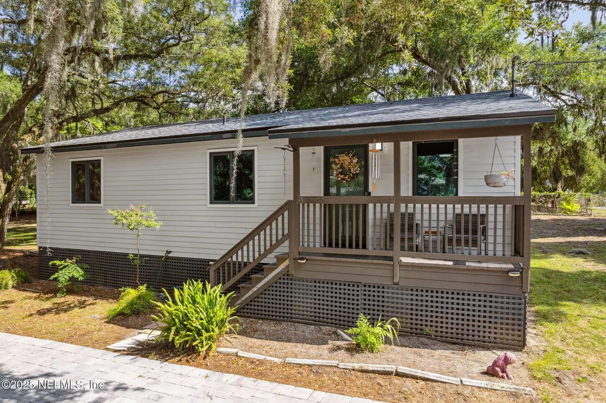 724 N 14th Street, Fernandina Beach, FL 32034 - Image #1