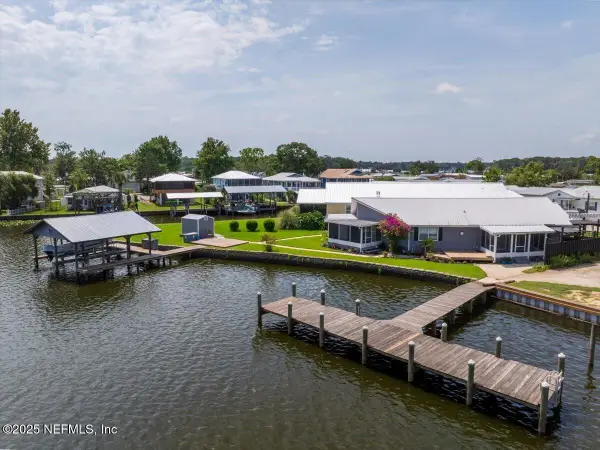 164 Moonlite Drive, Welaka, FL 32193