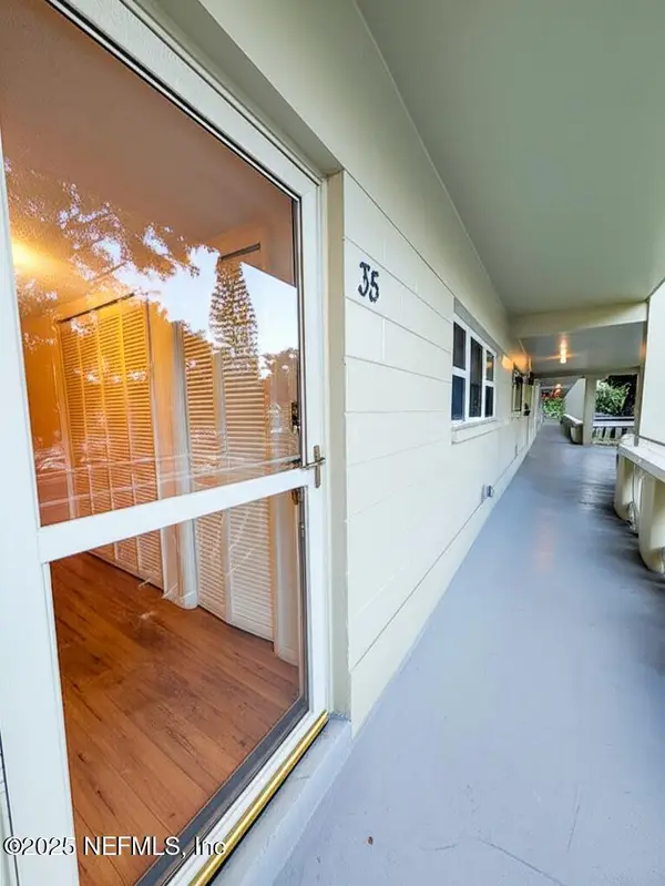 2351 Irish Lane #35, Clearwater, FL 33767