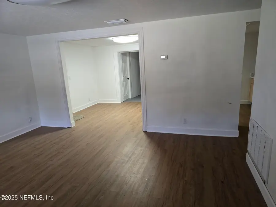 7772 Lake Park Drive, Jacksonville, FL 32208 - Image #2