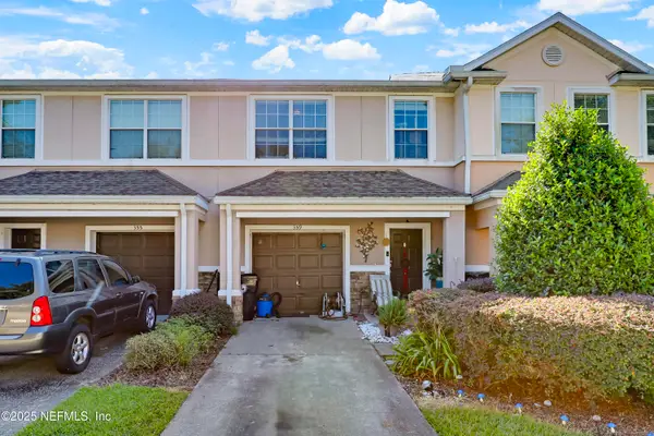 359 Sunstone Court, Orange Park, FL 32065