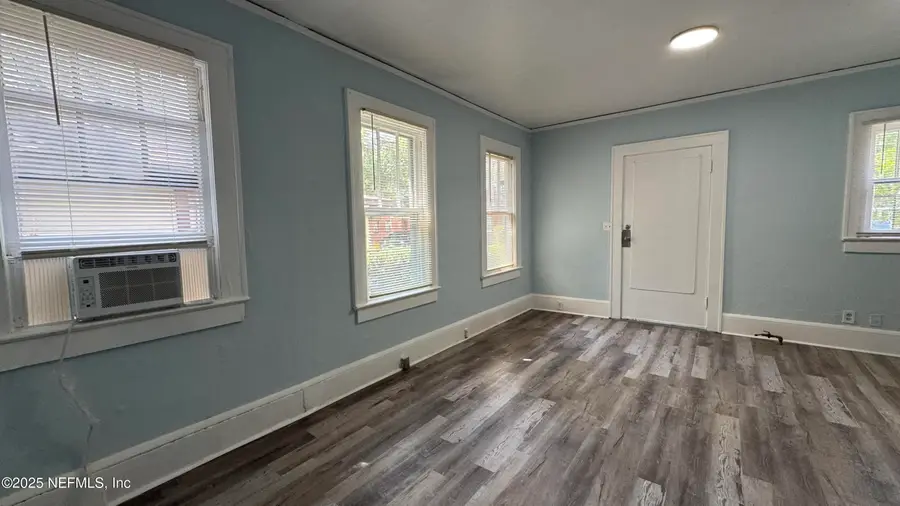 516 Linwood Avenue, Jacksonville, FL 32206 - Image #3
