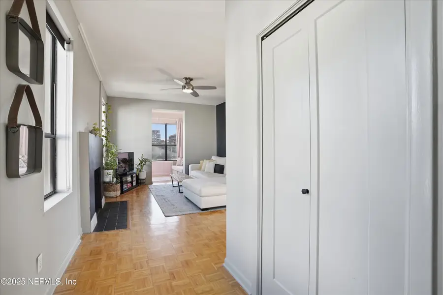 2545 Oak Street #18, Jacksonville, FL 32204 - Image #3