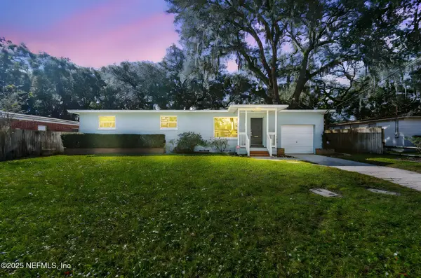 8640 Emerald Isle S Circle, Jacksonville, FL 32216