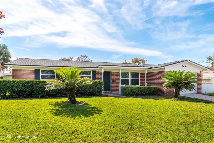 5676 Flagstaff Road, Jacksonville, FL 32207 - Image #3
