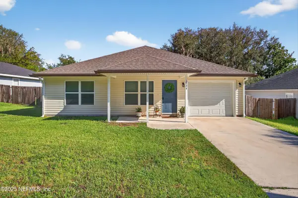 1524 Center Street, Green Cove Springs, FL 32043