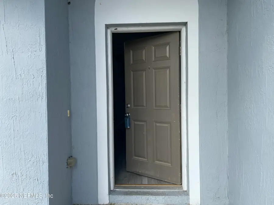 5569 Lafayette Park N Drive, Jacksonville, FL 32244 - Image #3