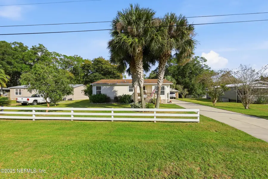 112 Waterside Avenue, Satsuma, FL 32189 - Image #2
