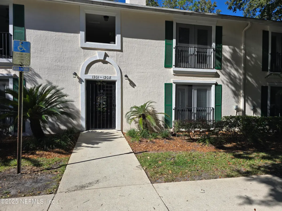 13715 Richmond Park N Drive #1202, Jacksonville, FL 32224 - Image #1