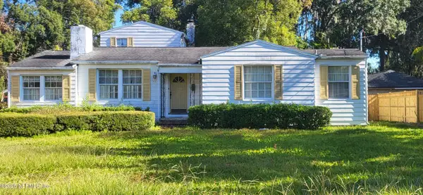 1627 Berwick Road, Jacksonville, FL 32207