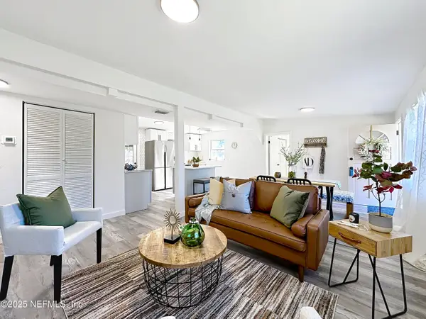 10551 Conrad Drive, Jacksonville, FL 32218