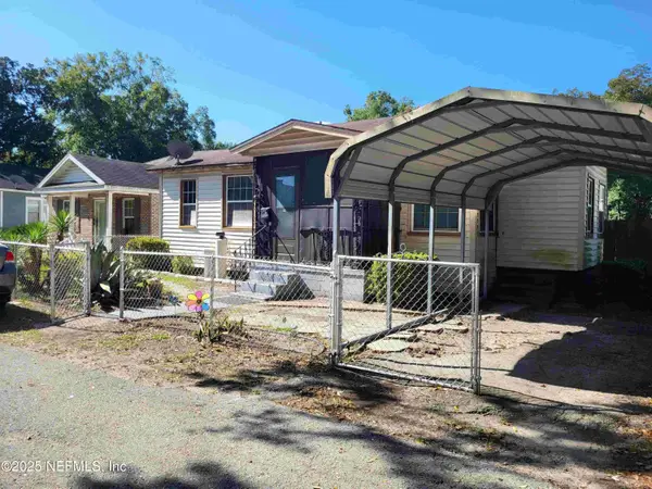 2822 Flanders Street #8-19, Jacksonville, FL 32208