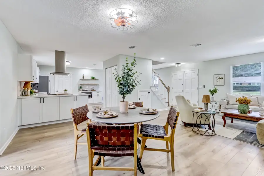 8837 Runnymeade Road, Jacksonville, FL 32257 - Image #2