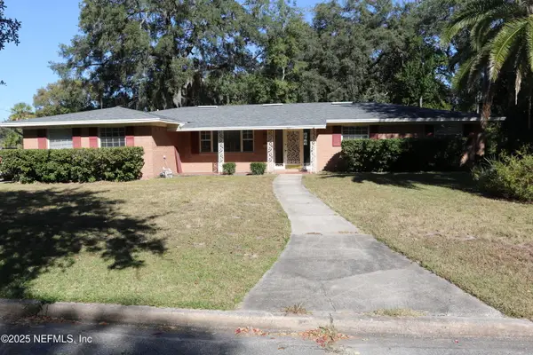 6811 Hermitage Road, Jacksonville, FL 32277