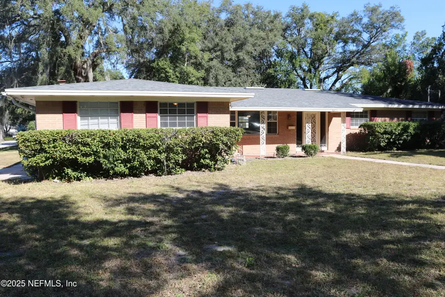 6811 Hermitage Road, Jacksonville, FL 32277 - Image #3