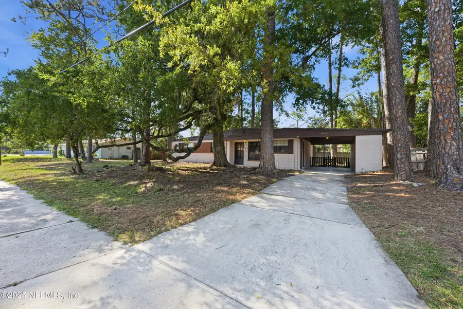 4266 Springwood W Road, Jacksonville, FL 32207 - Image #3
