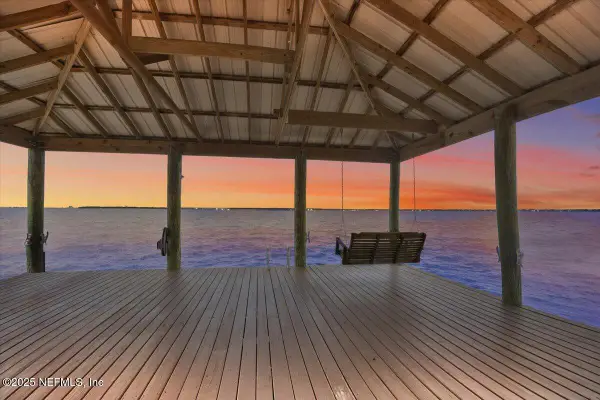 5200 San Jose Boulevard #7, Jacksonville, FL 32207