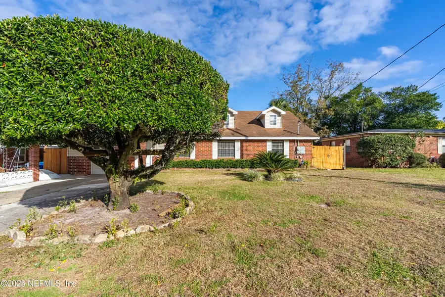 5741 Lake Lucina N Drive, Jacksonville, FL 32211 - Image #2