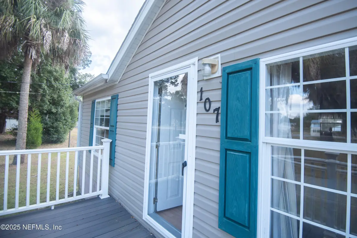 107 Folklore Drive, Satsuma, FL 32189 - Image #1