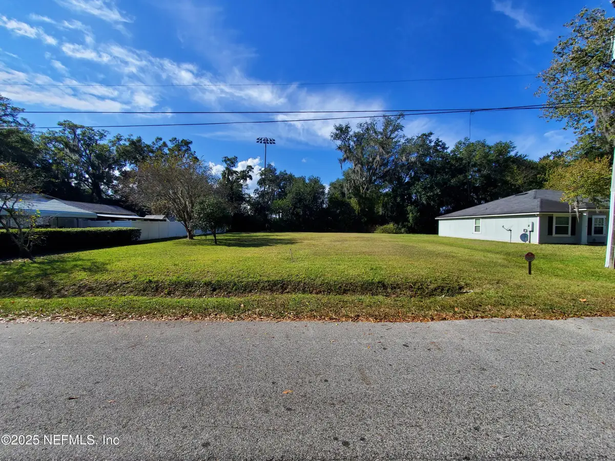 5560 Bishop Circle, Jacksonville, FL 32207 - Image #1