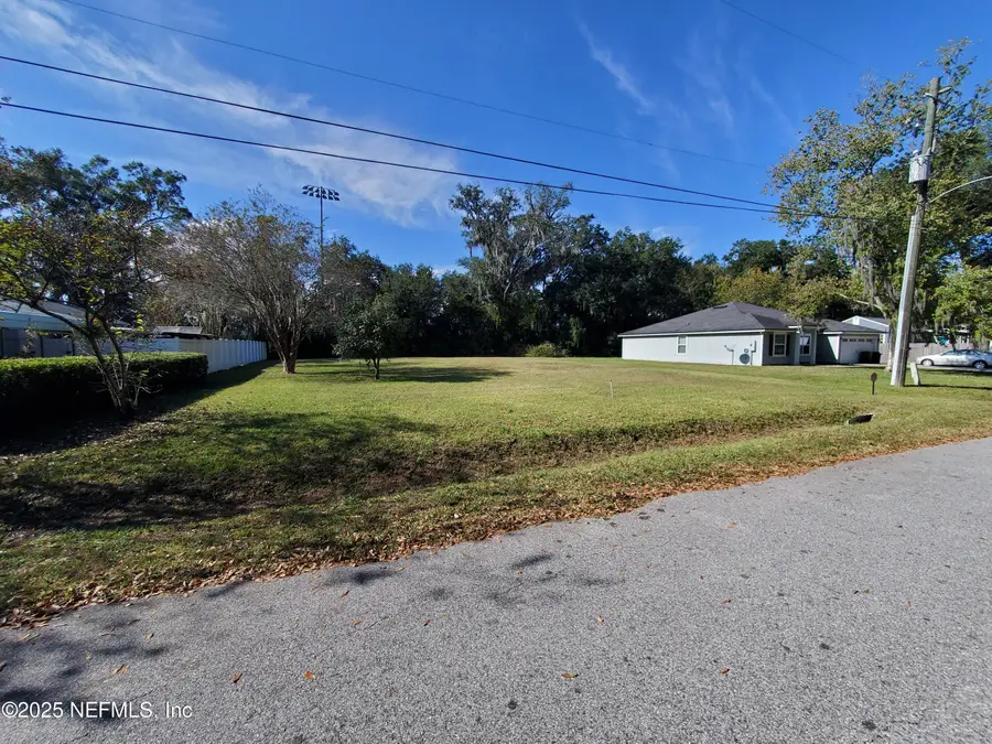5560 Bishop Circle, Jacksonville, FL 32207 - Image #3