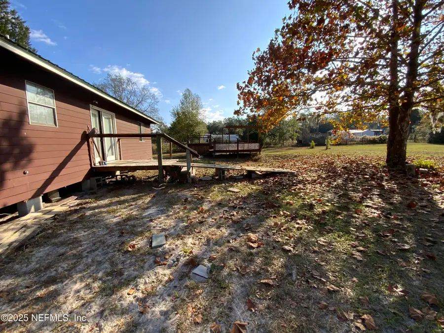 155 Lime Avenue, Pomona Park, FL 32181 - Image #3