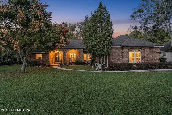 136 Fairway Oaks Drive, Fleming Island, FL 32003