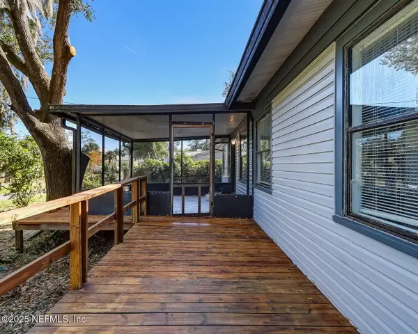 17953 Nassau Drive, Jacksonville, FL 32226