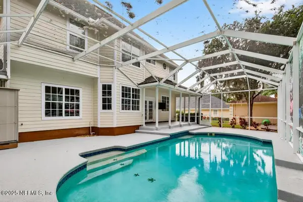 53 Tallwood Road, Jacksonville Beach, FL 32250