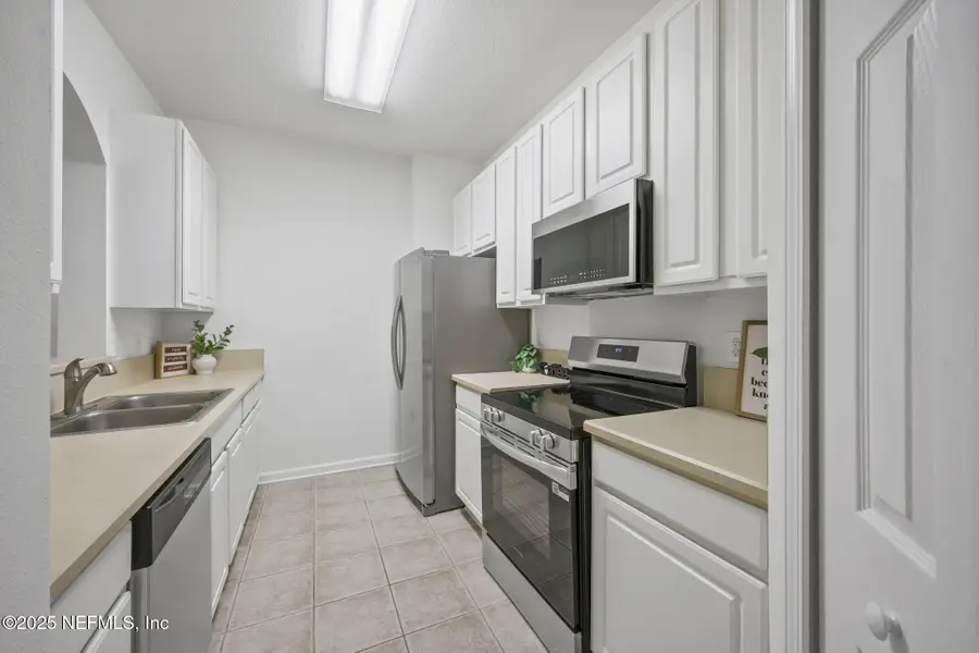 7801 Point Meadows Drive #2410, Jacksonville, FL 32256 - Image #3