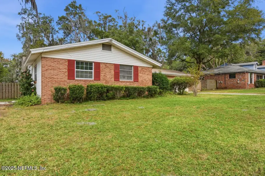 5327 Whitney Street, Jacksonville, FL 32277 - Image #2