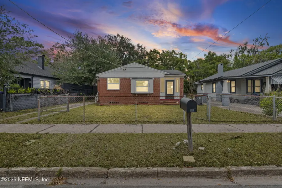 329 Demper Drive, Jacksonville, FL 32208 - Image #2