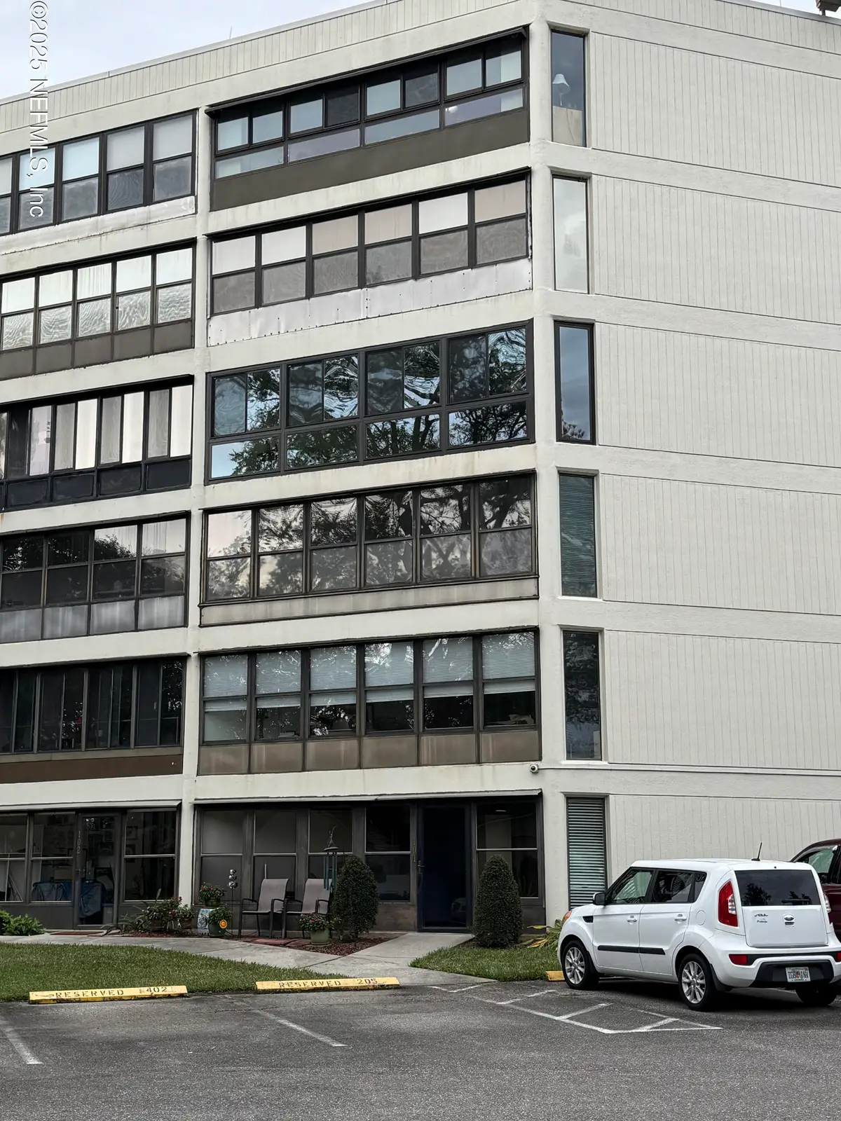 1071 Edgewood Avenue #401, Jacksonville, FL 32205 - Image #1