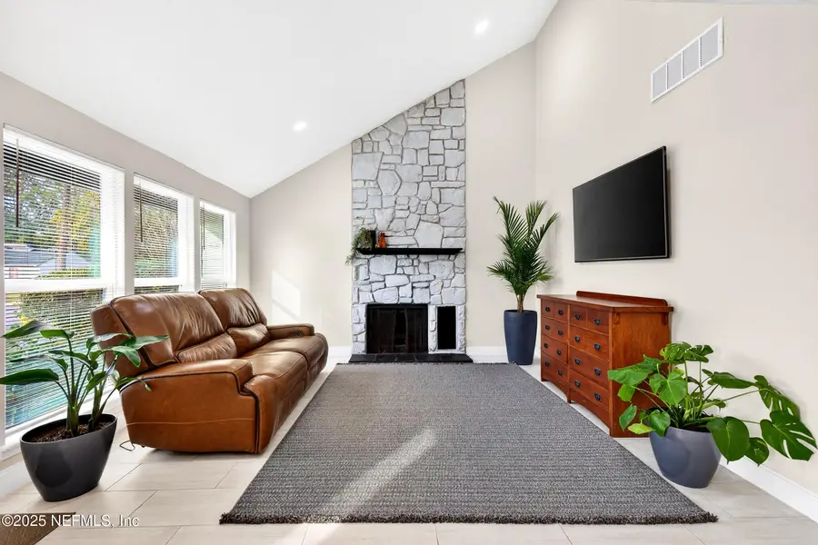 8305 Coralberry Lane, Jacksonville, FL 32244 - Image #3