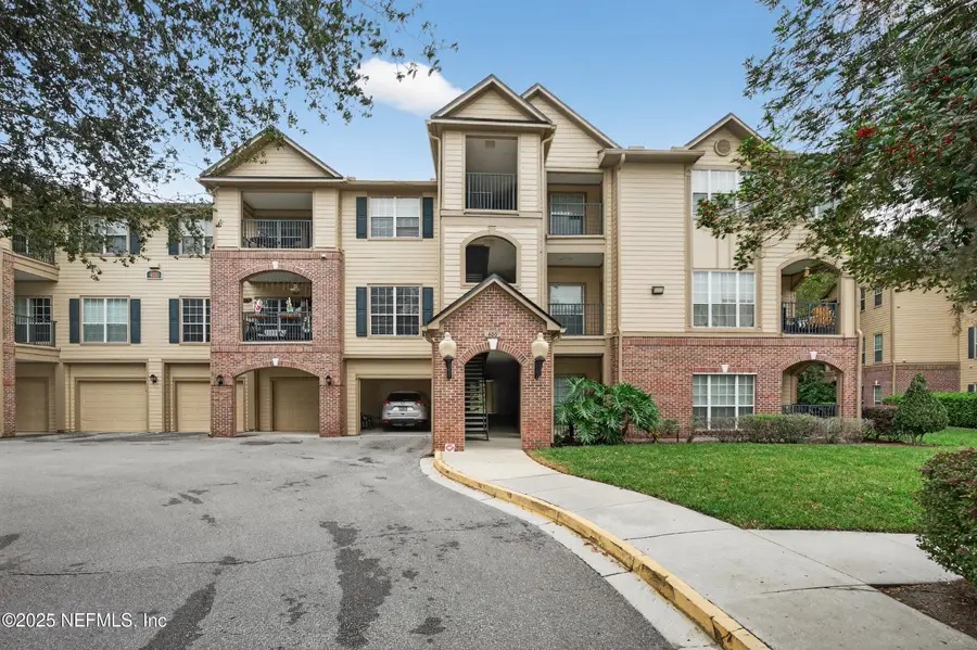 7800 Point Meadows Drive #417, Jacksonville, FL 32256 - Image #2