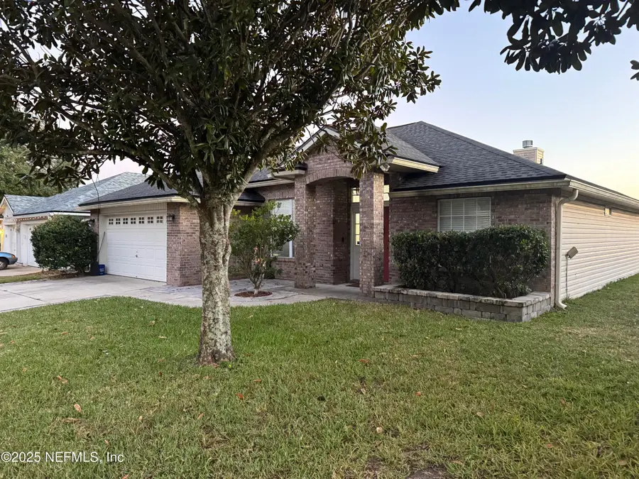 9436 Prosperity Lake Drive, Jacksonville, FL 32244 - Image #2