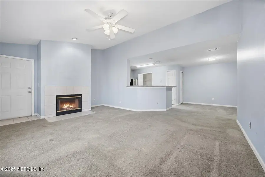 13715 Richmond Park N Drive #507, Jacksonville, FL 32224 - Image #3