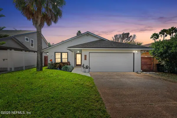 528 10th S Avenue, Jacksonville Beach, FL 32250