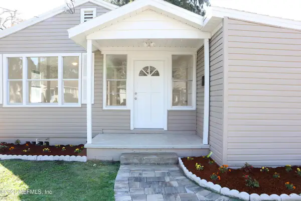 1744 Lilly E Road, Jacksonville, FL 32207