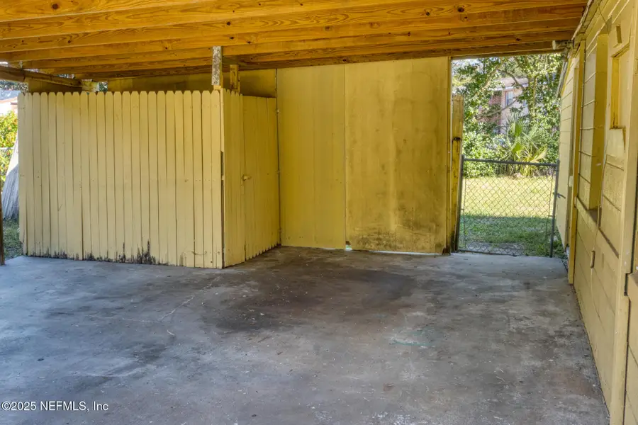 2561 Nicholas E Circle, Jacksonville, FL 32207 - Image #3